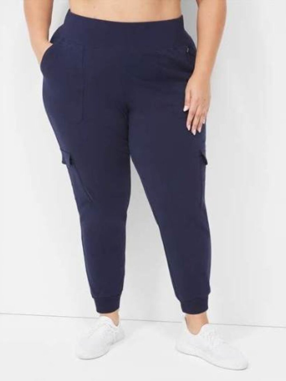 Livi Activewear Cargo Joggers Women's Size 18/20 Navy Stretch Slim Comfort